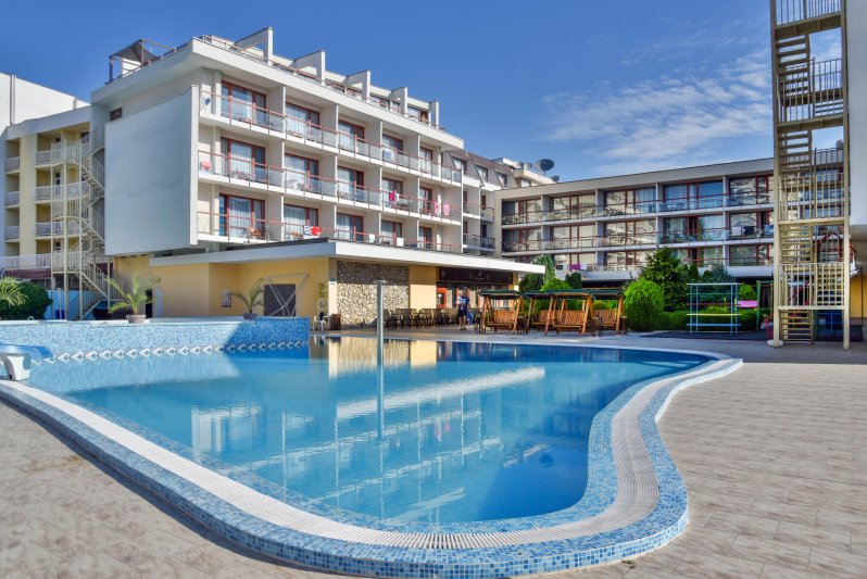 Napospart utazás Hotel Mercury