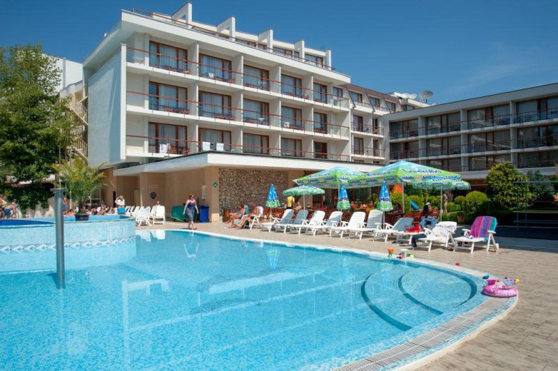 Napospart utazás Hotel Mercury