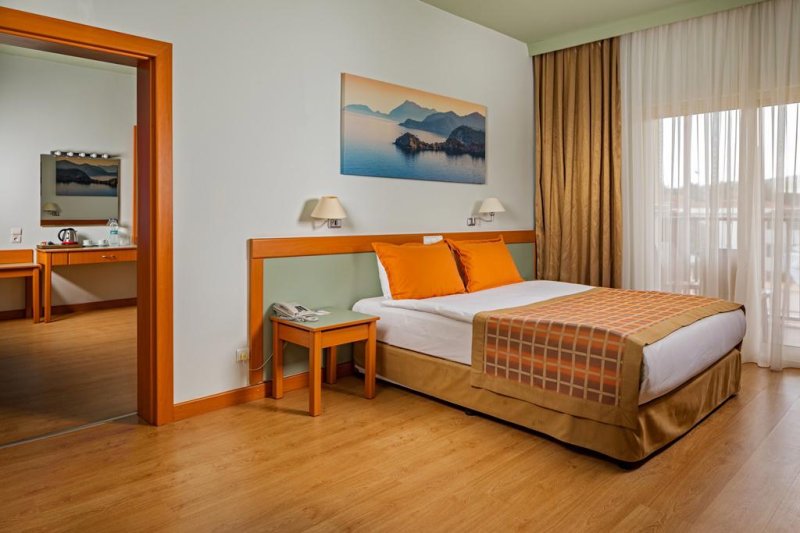 Kemer utazás TTH Hydros Club