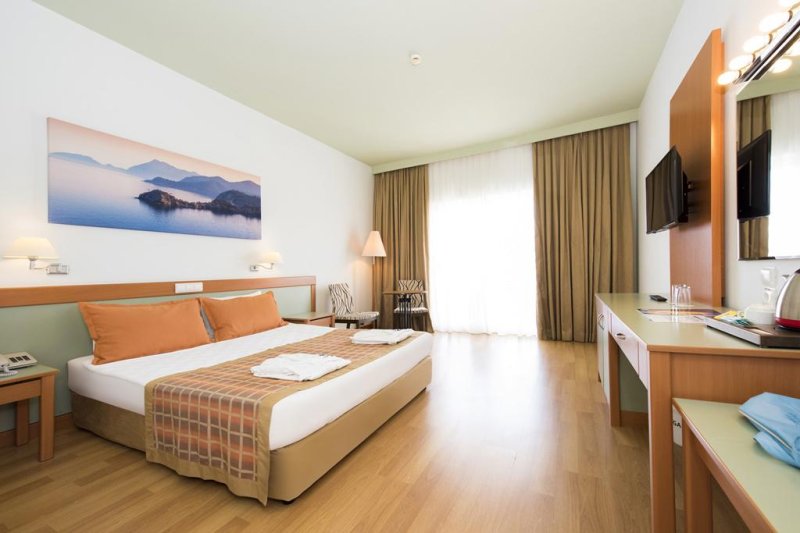 Kemer utazás TTH Hydros Club