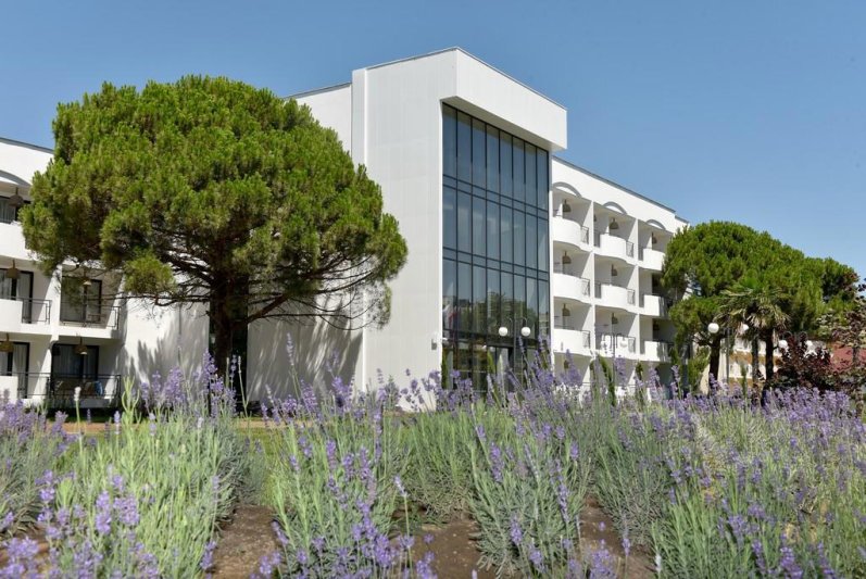 Napospart utazás Ihotel Sunny Beach