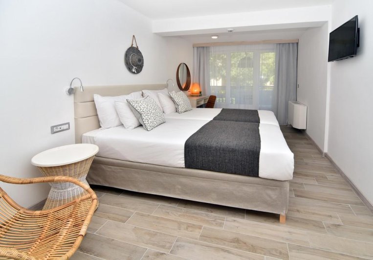 Napospart utazás Ihotel Sunny Beach