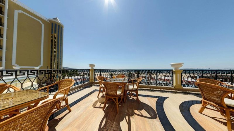 Napospart utazás Imperial Palace