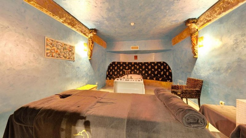 Napospart utazás Imperial Palace