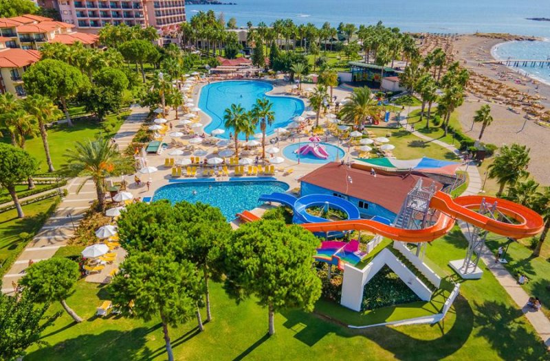 Alanya utazás Justiniano Club Park Conti