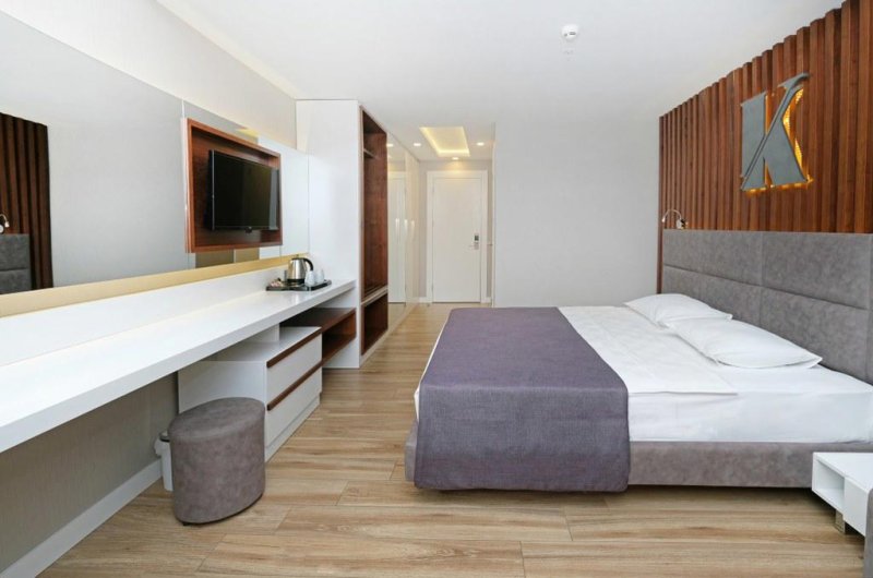 Alanya utazás Kaila Beach