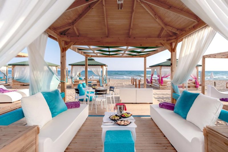 Side utazás Kamelya Aishen K Club