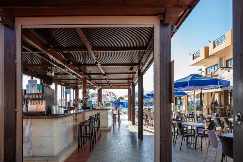 Kréta Stalida utazás Koni Village Hotel