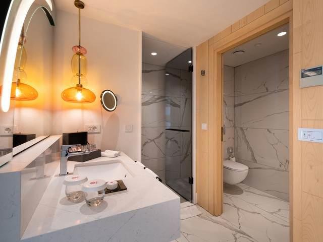 Antalya utazás Lara Barut Collection (ex. Barut Lara)