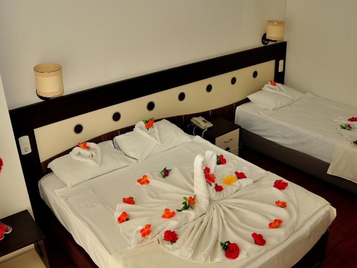 Side utazás Lavitas Hotel