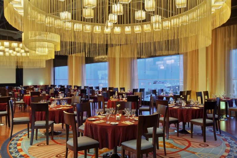 Hurghada utazás Long Beach Resort Hurghada (ex. Hilton)