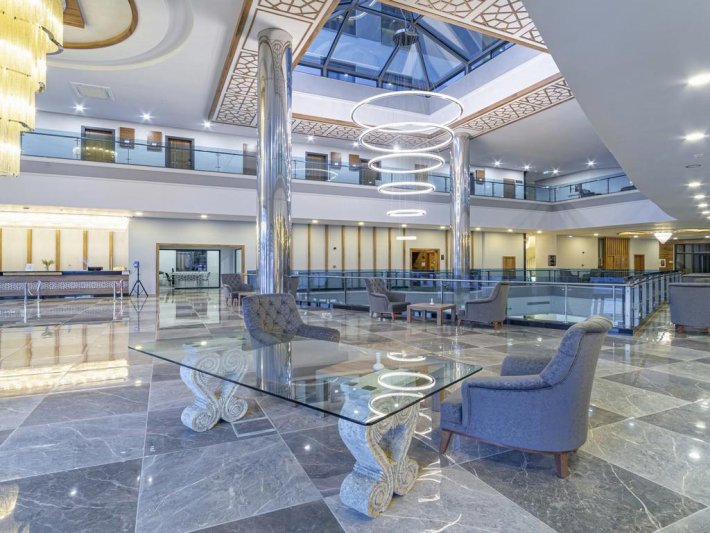 Alanya utazás Lonicera Premium Hotel