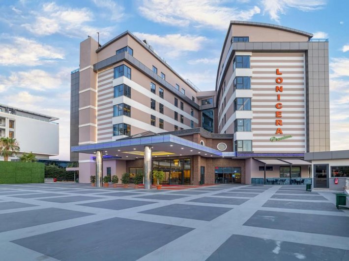 Alanya utazás Lonicera Premium Hotel