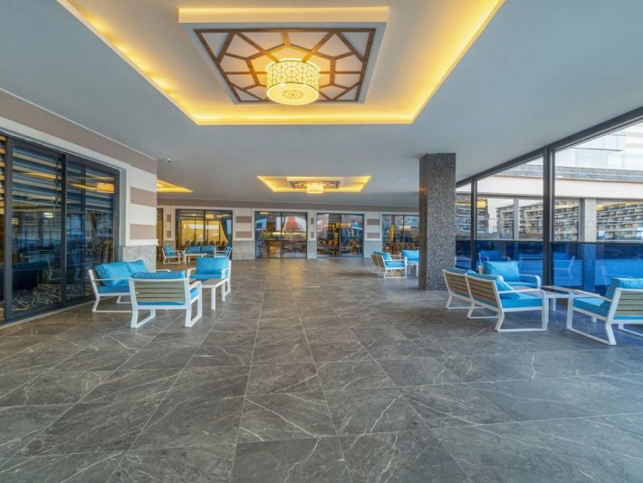Alanya utazás Lonicera Premium Hotel