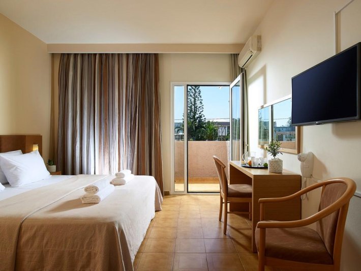 Kréta Malia utazás Malia Bay