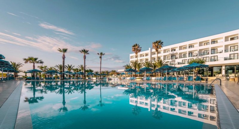 Rodosz Faliraki utazás Mitsis Faliraki Beach