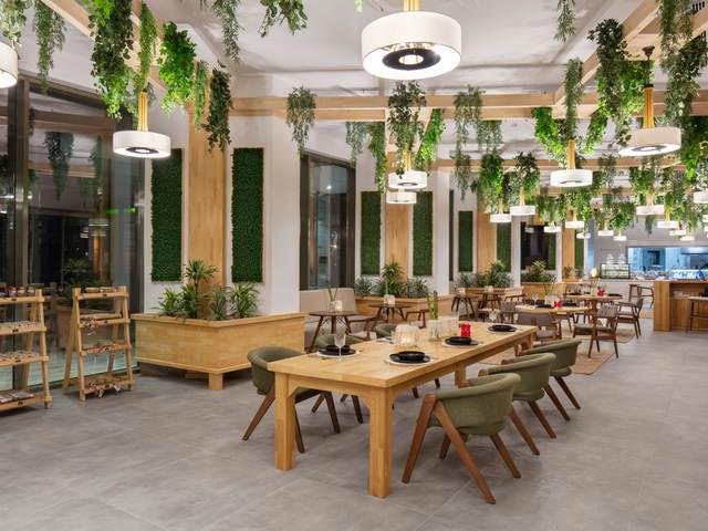 Antalya utazás Nirvana Cosmopolitan 