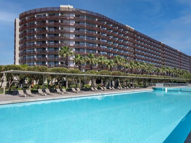 Antalya utazás Nirvana Cosmopolitan 