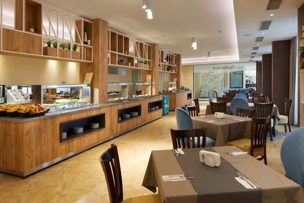 Napospart utazás Nobel Hotel