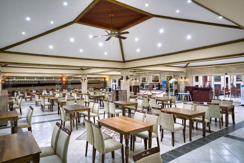 Alanya utazás Oz Hotels Incekum Beach Resort