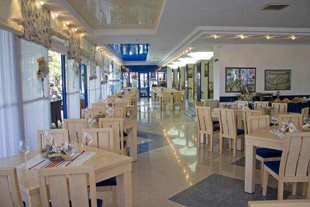 Napospart utazás Palace Hotel Sunny Beach