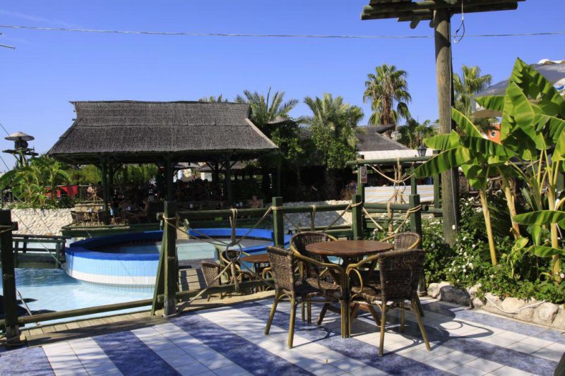 Side utazás Pegasos World