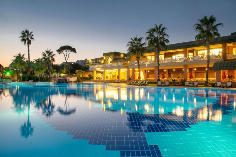 Belek utazás Pine Beach Resort