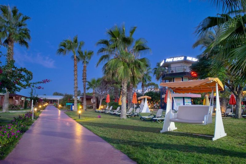 Belek utazás Pine Beach Resort