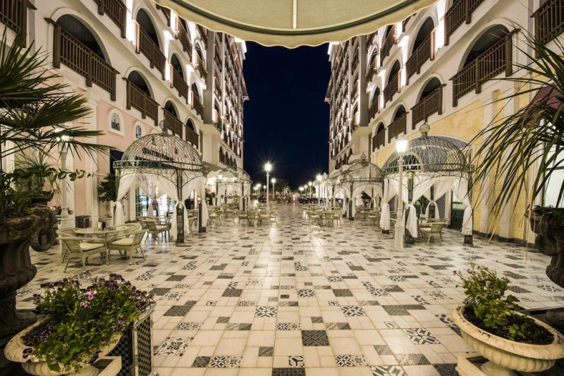 Alanya utazás Quattro Beach Resort