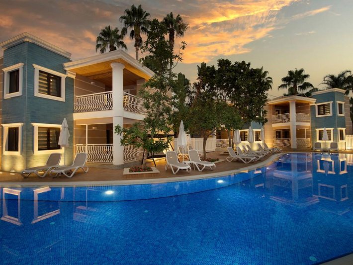 Alanya utazás Quatro Family Club Dem