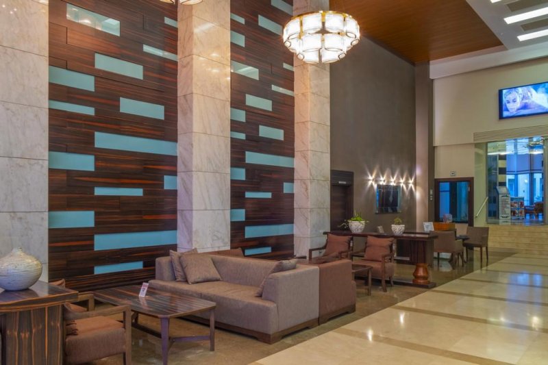 Kemer utazás Queens Park Le Jardin