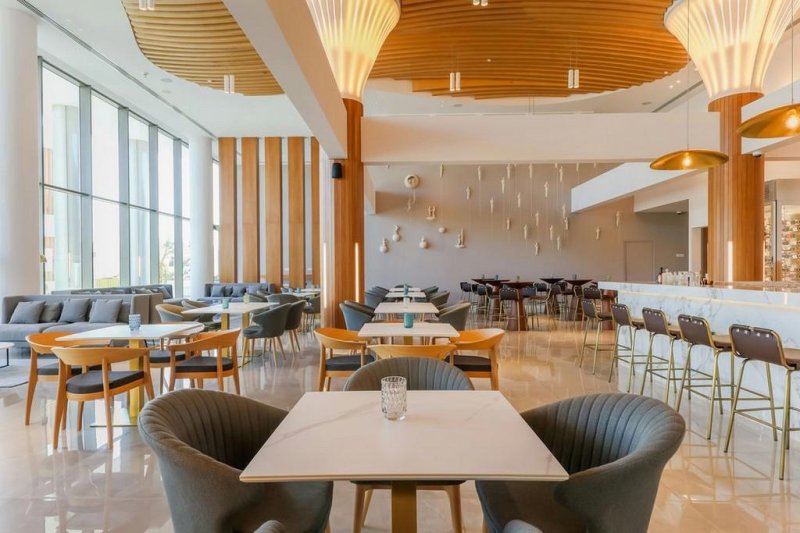 Dél-Ciprus utazás Radisson Beach