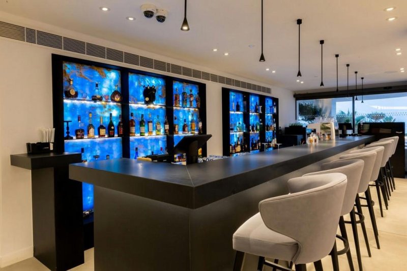 Dél-Ciprus utazás Radisson Beach