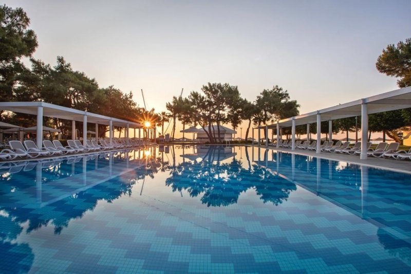 Kemer utazás Rixos Sungate