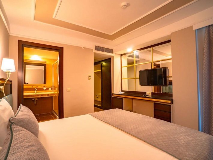 Side utazás Royal Atlantis Spa and Resort