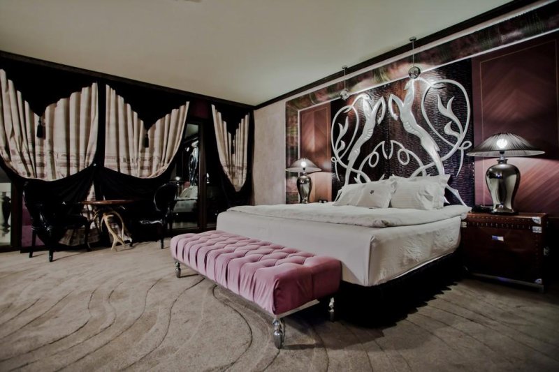 Elenite utazás Royal Castle