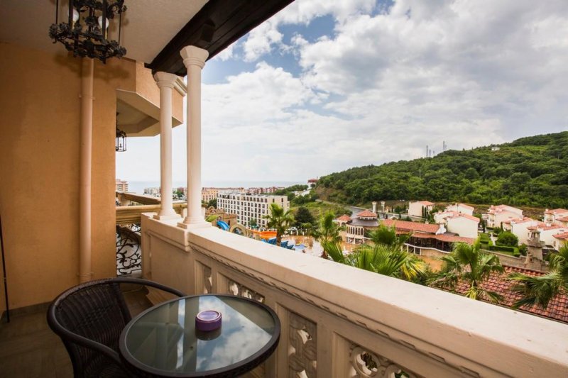 Elenite utazás Royal Castle