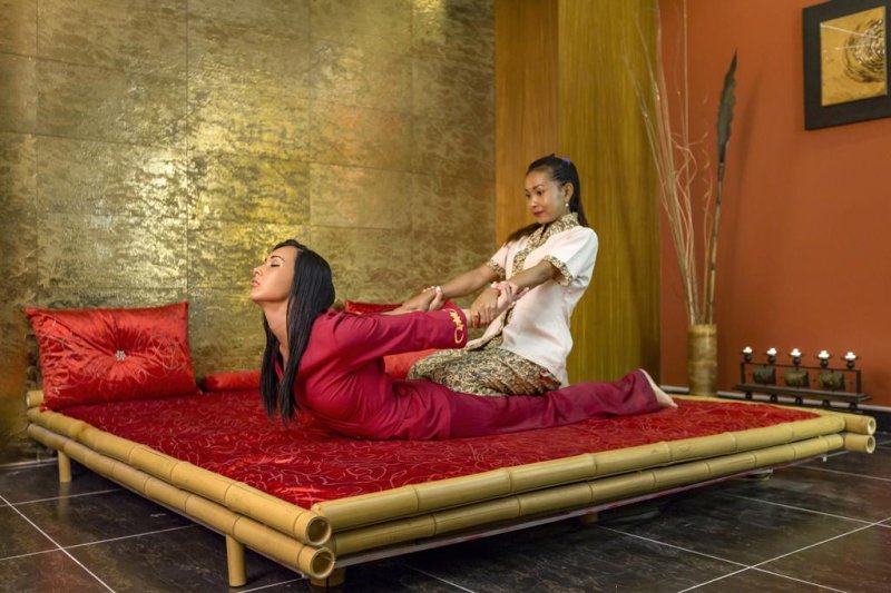 Antalya utazás Royal Holiday Palace