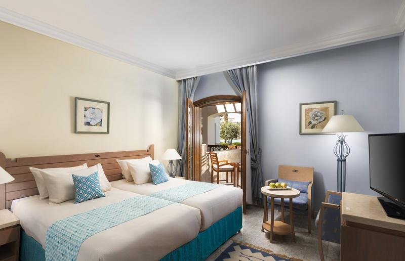 Hurghada utazás Royal Lagoons Aqua Park Resort & Spa