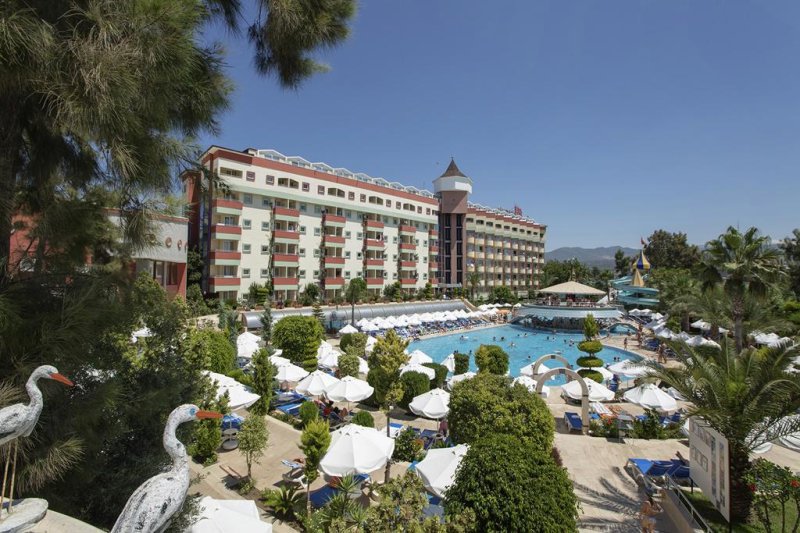 Alanya utazás Saphir Hotel