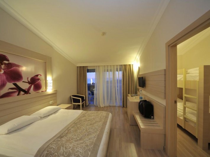 Side utazás Seaden Corolla Hotel