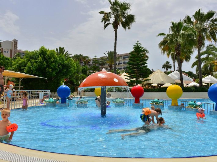 Side utazás Seaden Corolla Hotel