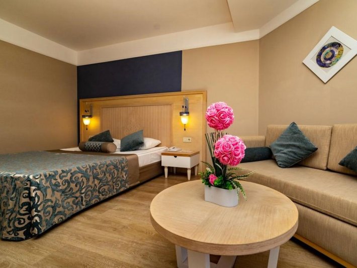 Side utazás Seamelia Beach Resort