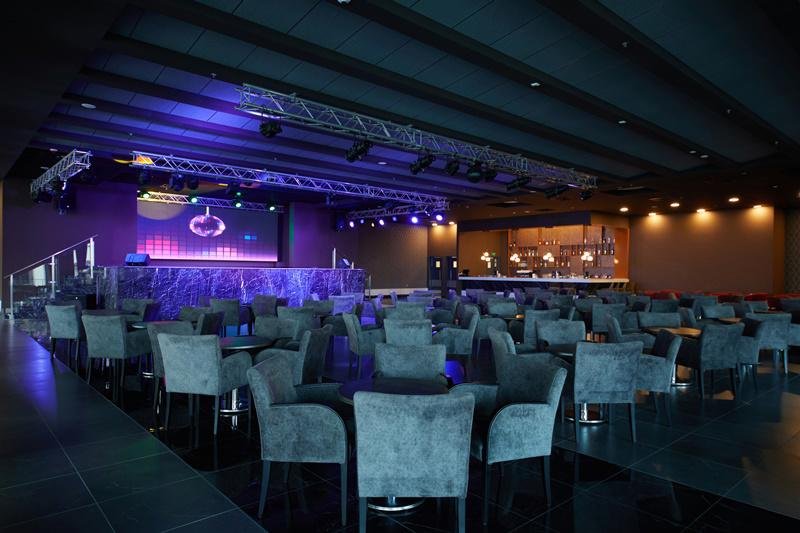 Napospart utazás Secrets Sunny Beach Resort & Spa