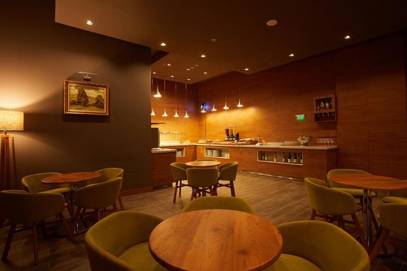 Napospart utazás Secrets Sunny Beach Resort & Spa