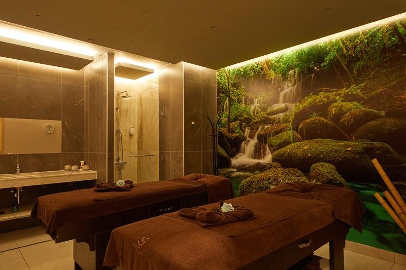 Napospart utazás Secrets Sunny Beach Resort & Spa