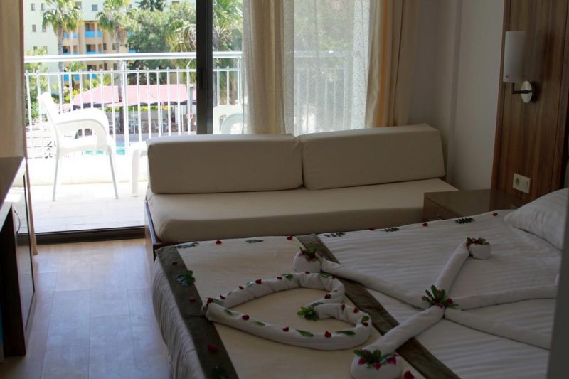 Side utazás Serra Park Hotel