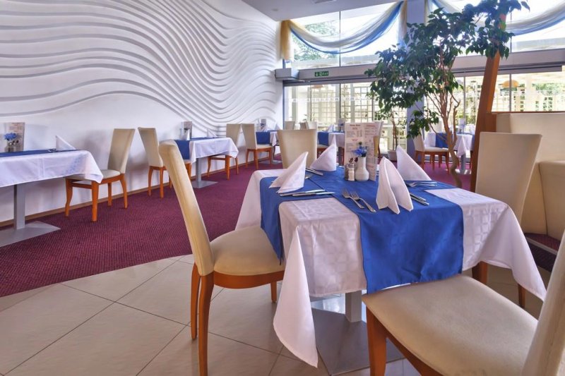 Neszebar utazás Sol Marina Palace