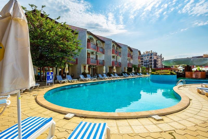 Napospart utazás Sunrise Family Resort