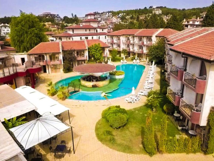 Napospart utazás Sunrise Family Resort